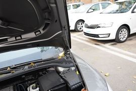 2015款斯柯达明锐经典1.6L自动逸杰版