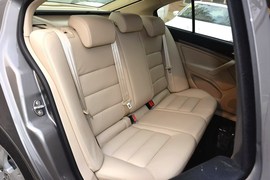 2015款斯柯达明锐经典1.6L自动逸杰版
