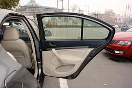 2015款斯柯达明锐经典1.6L自动逸杰版