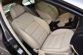 2015款斯柯达明锐经典1.6L自动逸杰版
