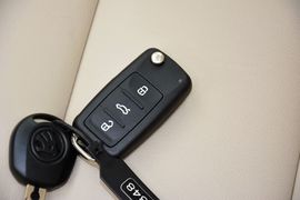 2015款斯柯达明锐经典1.6L自动逸杰版