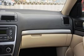 2015款斯柯达明锐经典1.6L自动逸杰版