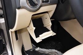 2015款斯柯达明锐经典1.6L自动逸杰版