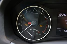 2015款斯柯达明锐经典1.6L自动逸杰版