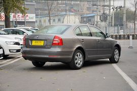 2015款斯柯达明锐经典1.6L自动逸杰版