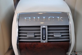 2010款别克林荫大道3.0豪华版到店实