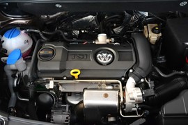 2015款大众途安1.4T自动豪华版5座