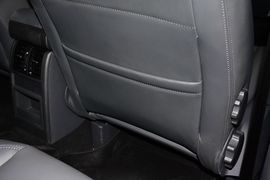 2015款大众途安1.4T自动豪华版5座
