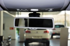 2015款大众途安1.4T自动豪华版5座