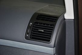 2015款大众途安1.4T自动豪华版5座