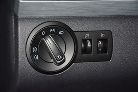 2015款大众途安1.4T自动豪华版5座