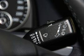 2015款大众途安1.4T自动豪华版5座