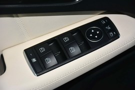 2015款奔驰E320L运动型