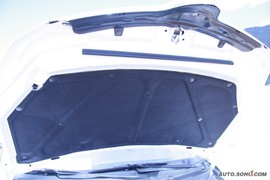 2009款长安悦翔两厢试驾