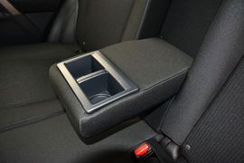 2015款丰田RAV4