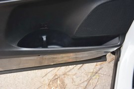 2015款丰田RAV4