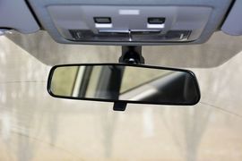 2015款丰田RAV4