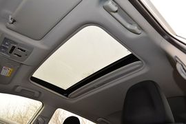 2015款丰田RAV4