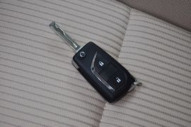 2015款丰田RAV4