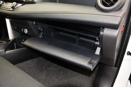 2015款丰田RAV4