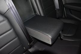 2015款大众新桑塔纳1.6L自动豪华版