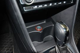 2015款大众新桑塔纳1.6L自动豪华版
