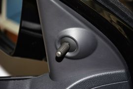 2015款大众新桑塔纳1.6L自动风尚版