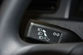 2015款大众新桑塔纳1.6L自动风尚版
