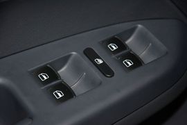 2015款大众途安1.4T自动豪华版5座