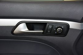 2015款大众途安1.4T自动豪华版5座