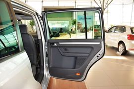 2015款大众途安1.4T自动豪华版5座