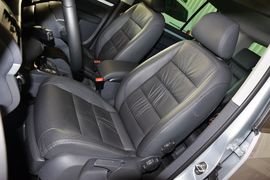 2015款大众途安1.4T自动豪华版5座