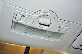 2015款大众途安1.4T自动豪华版5座