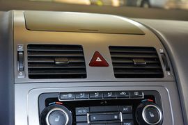 2015款大众途安1.4T自动豪华版5座