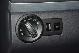 2015款大众途安1.4T自动豪华版5座