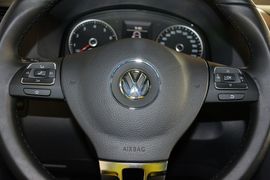 2015款大众途安1.4T自动豪华版5座