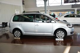 2015款大众途安1.4T自动豪华版5座