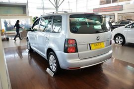 2015款大众途安1.4T自动豪华版5座