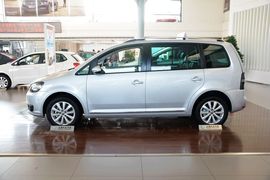 2015款大众途安1.4T自动豪华版5座