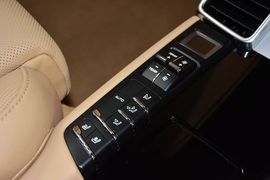 2014款保时捷Panamera