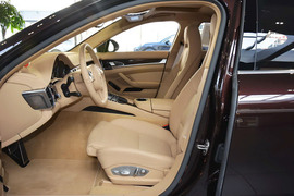 2014款保时捷Panamera