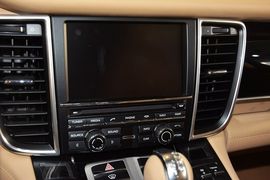2014款保时捷Panamera