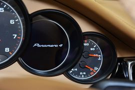 2014款保时捷Panamera