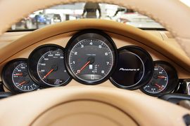2014款保时捷Panamera