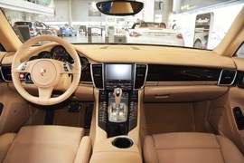 2014款保时捷Panamera