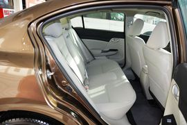 2014款本田思域1.8L自动舒适版