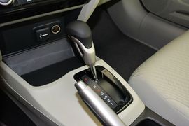 2014款本田思域1.8L自动舒适版