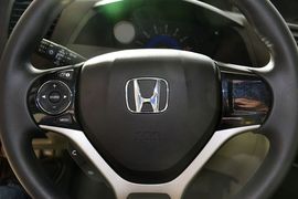 2014款本田思域1.8L自动舒适版