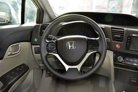 2014款本田思域1.8L自动舒适版