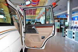 2012款丰田兰德酷路泽4.0L自动VX